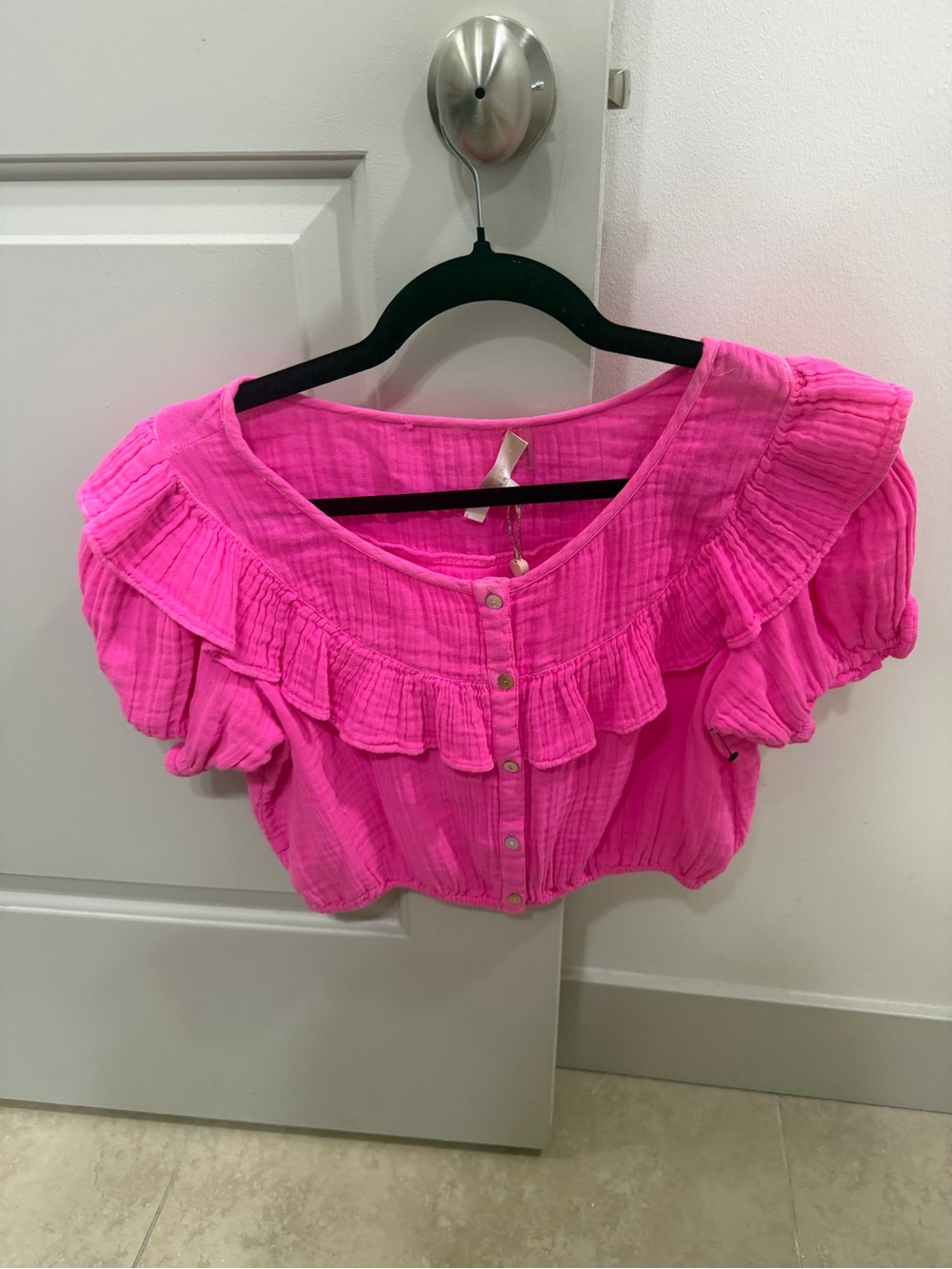 Love Shack Fancy Medium Elania Crop Top Flirty Fuschia. 💕⚡️ - Picture 2 of 6